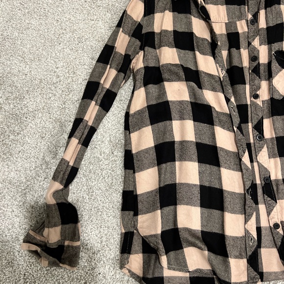 Womens small light weight flannel - Picture 4 of 4